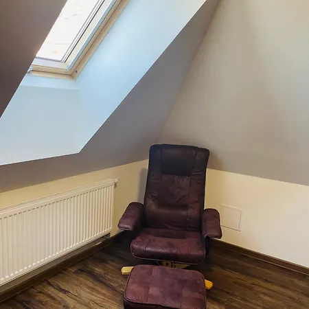 Jenys Usti 2 公寓 *